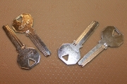 Заготовка для ключей СЕНАТ правый, левый (вертик.)