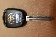 Заготовки для авто ключей с местом под 3 кнопки Toyota 
